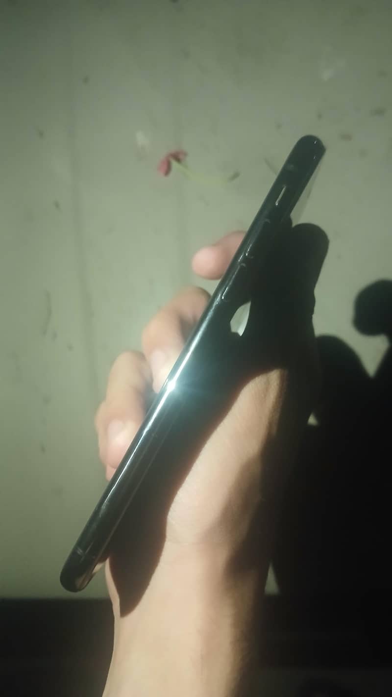 Apple iPhone X 2