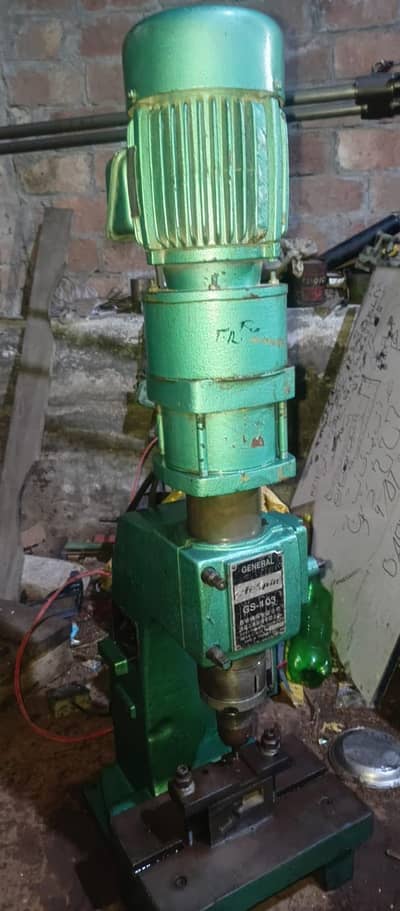 Reviting machine