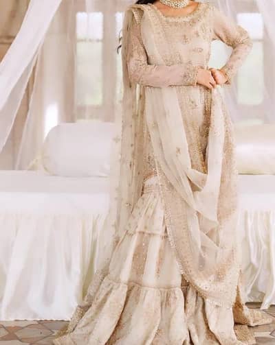 naqshii dress off white