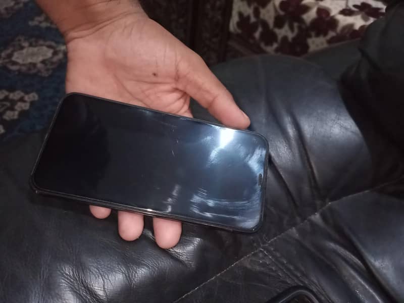 iPhone 11 pro max 1