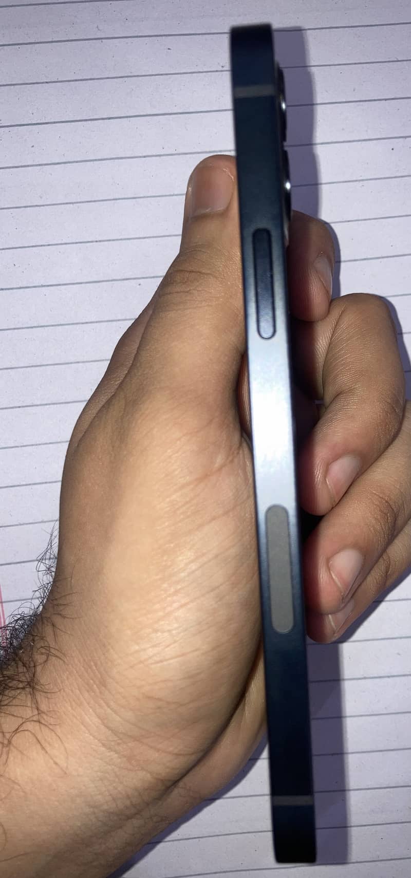 Apple iPhone 12 4