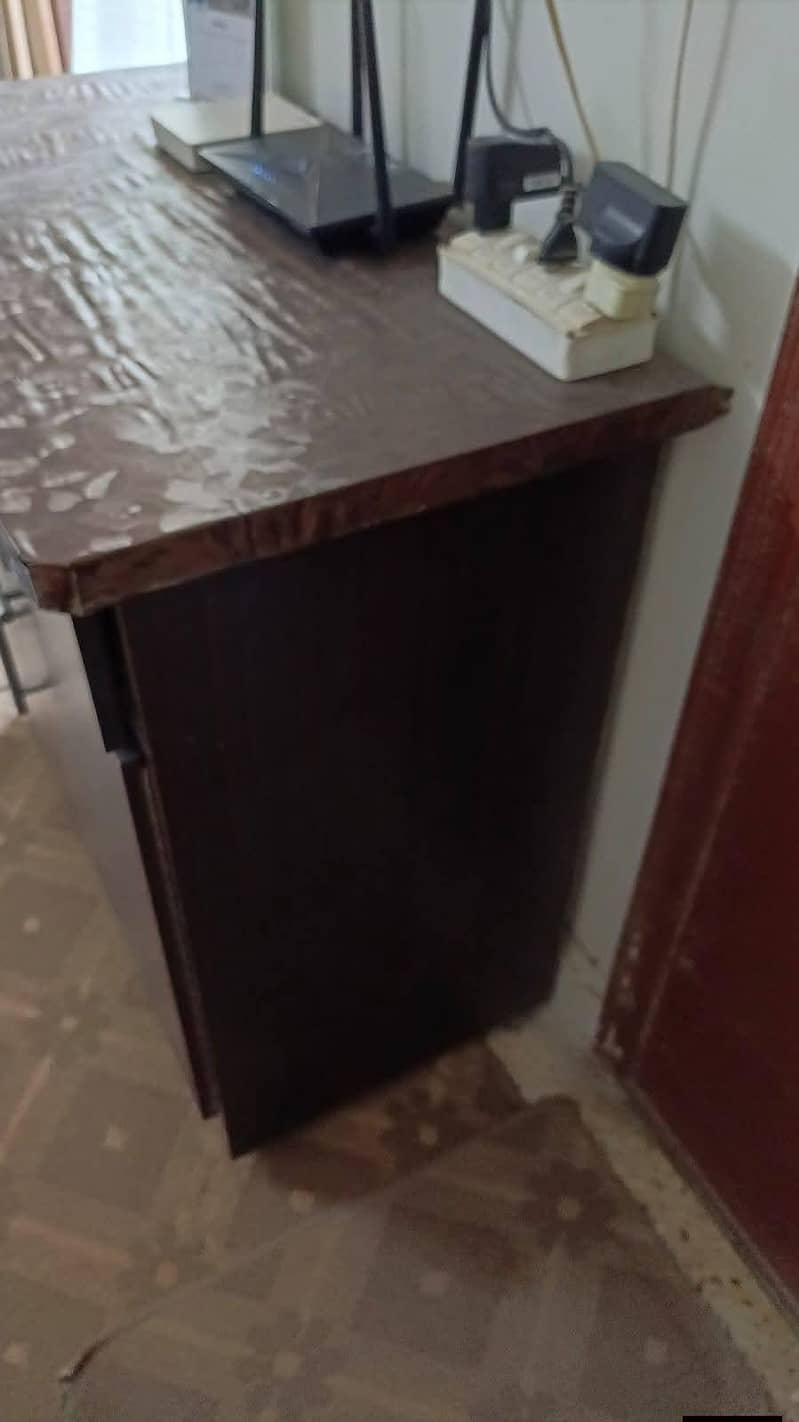 Small Drawer . 2