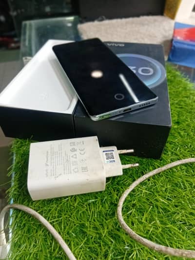Vivo V30 . . //031972//59573//