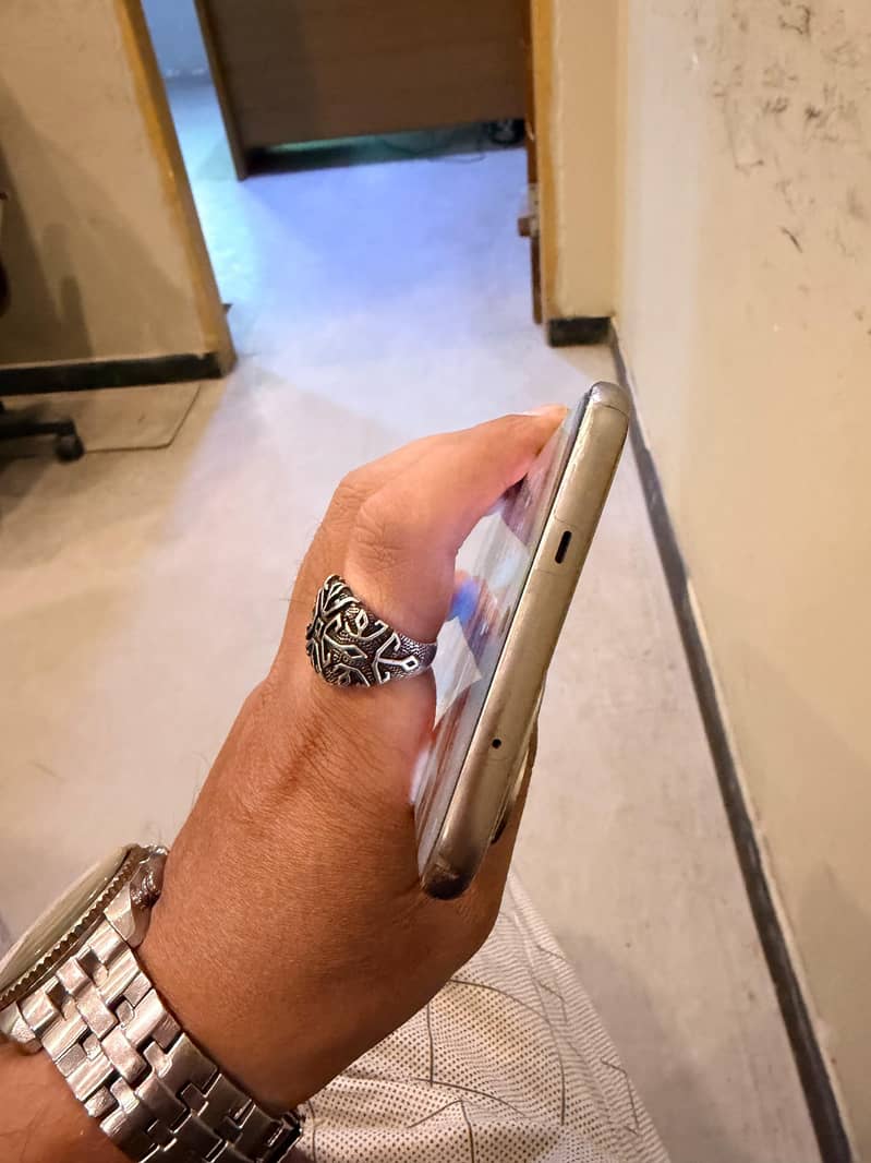 Tecno spark 40 pro plus 3