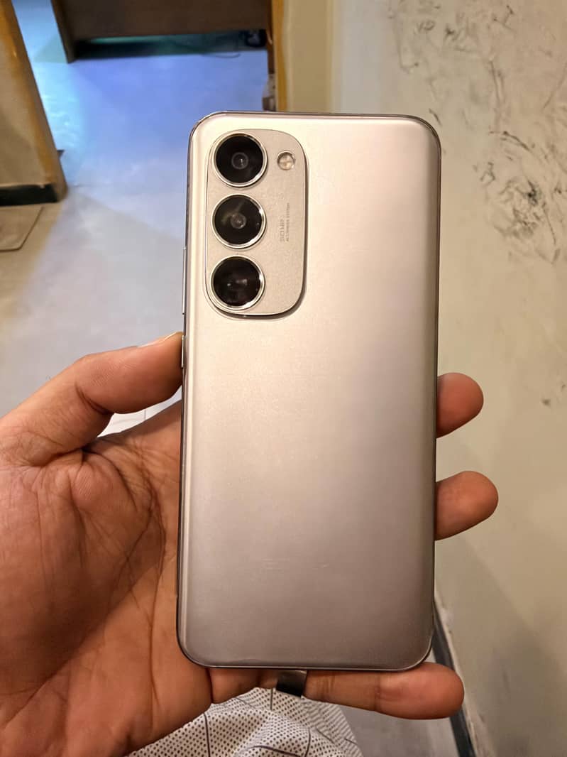 Tecno spark 40 pro plus 5