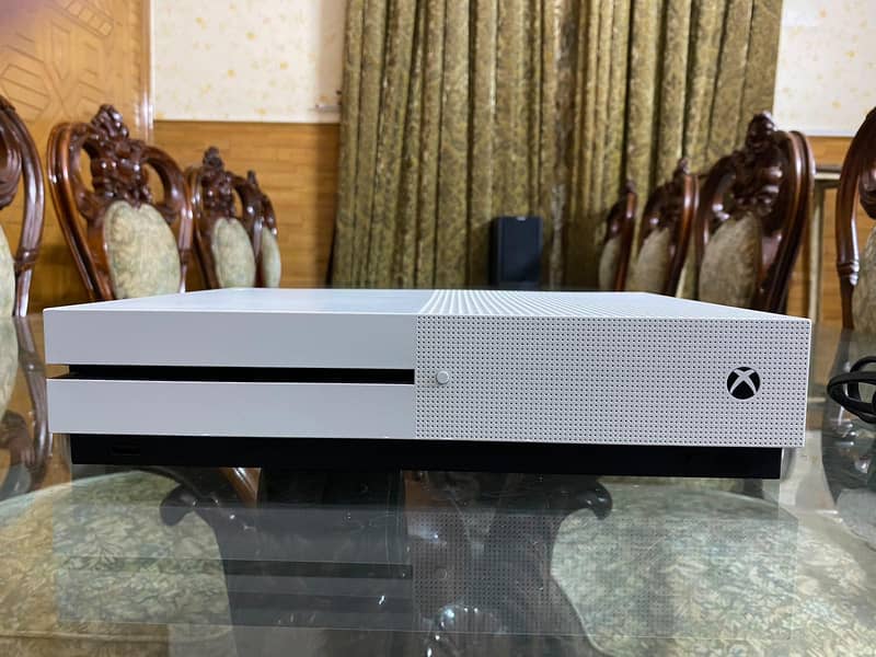 Xbox one s 2