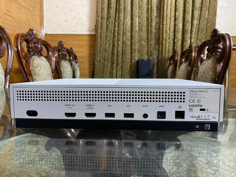 Xbox one s 3