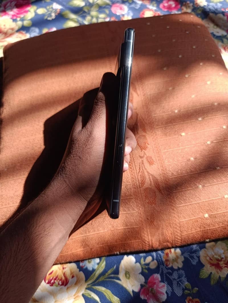 Google Pixel 7 Pro 10