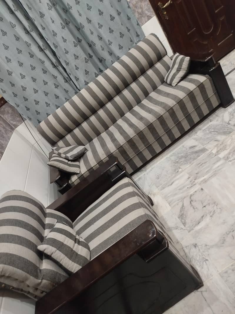 Sofa Set 7 Seater 2