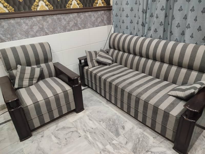 Sofa Set 7 Seater 4