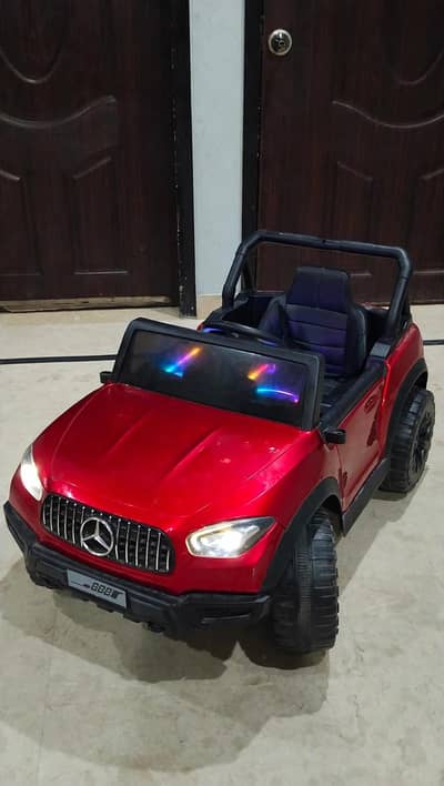 kid's battery operated car excellent condition