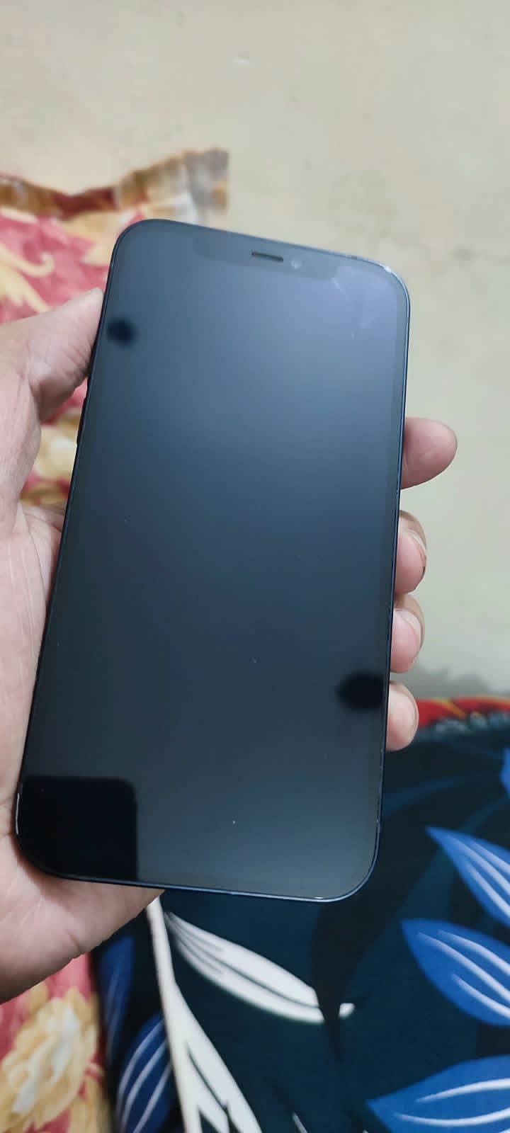 Apple iPhone 12 1