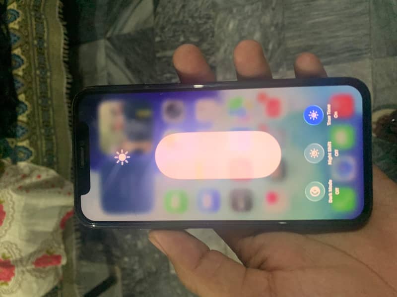 Apple iPhone 11 Pro 2