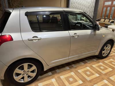 Suzuki Swift 2012