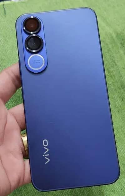 Vivo V70 FE 5G