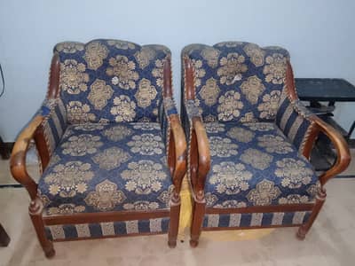 Sofa set 5 Seater with Center Table