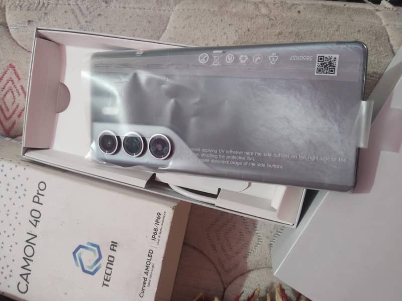 Tecno CAMON 40 Pro 2