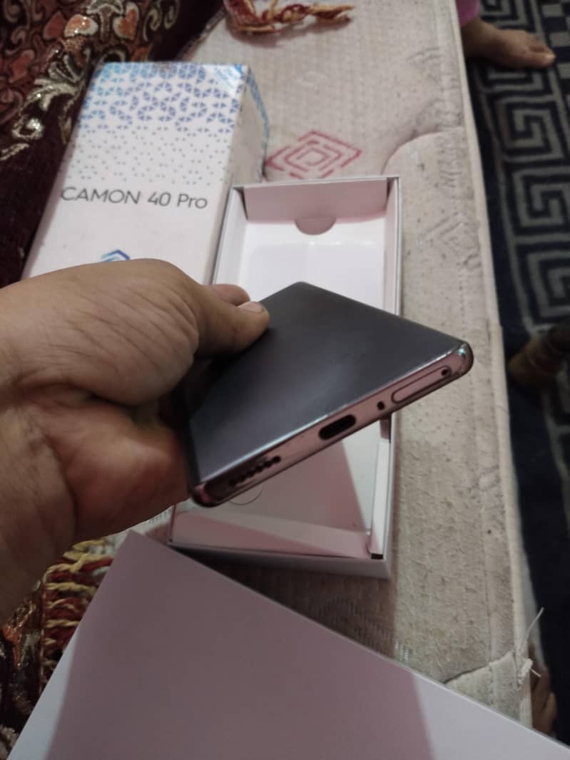 Tecno CAMON 40 Pro 5