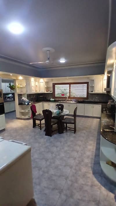 1040sq yards, Banglow, Chance Deal, Grand Opportunity,