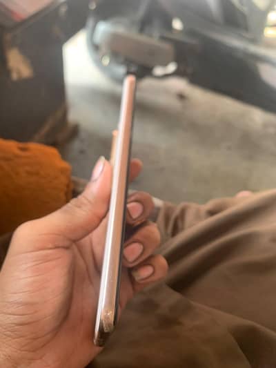 Vivo V60