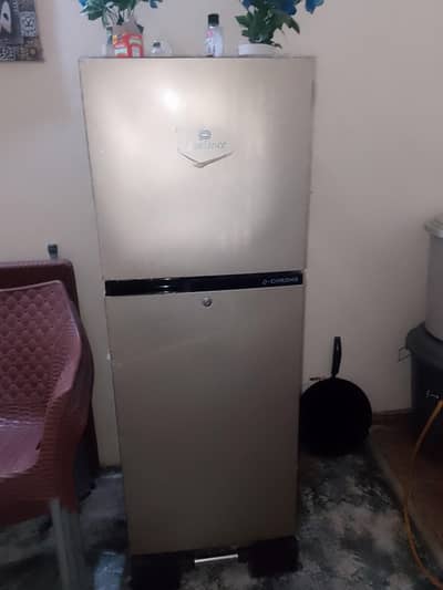 dawlance refrigerator size 8 cubic