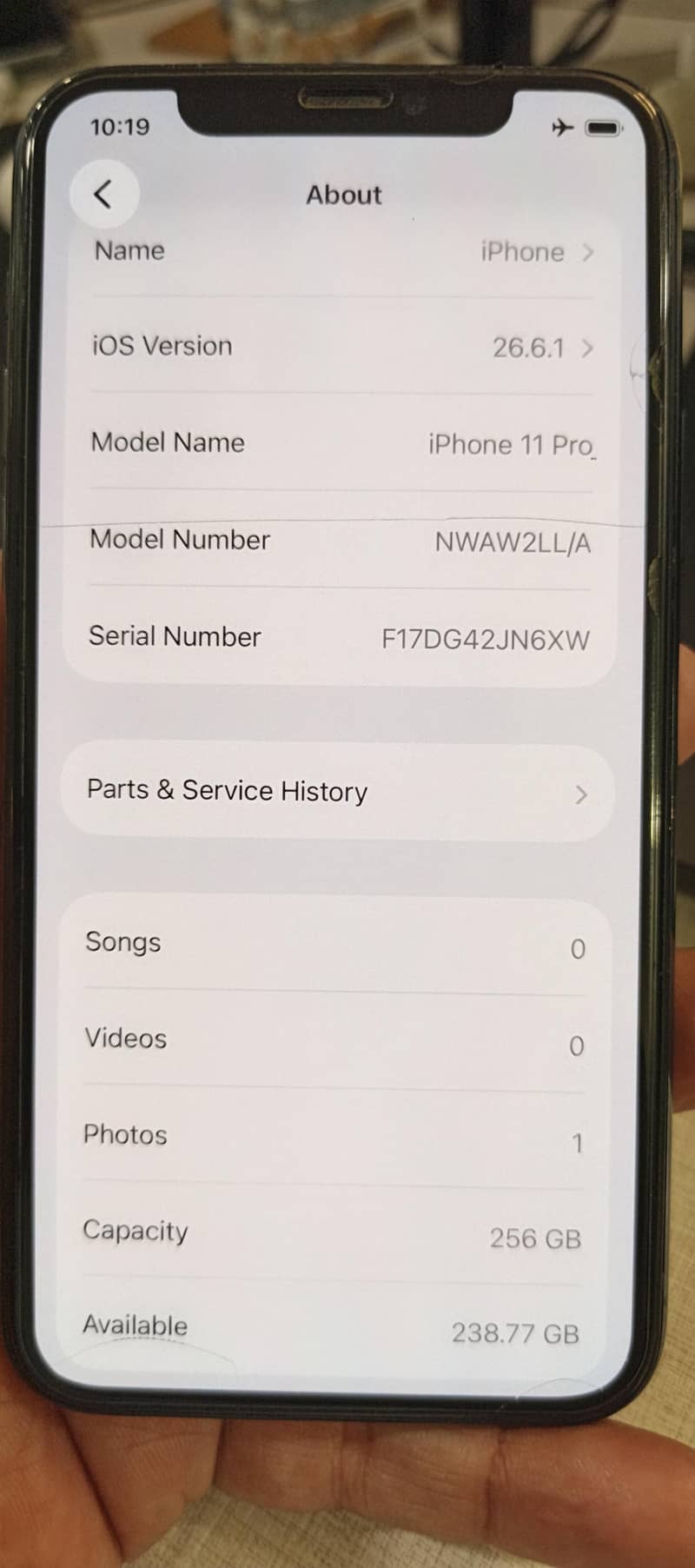 Apple iPhone 11 Pro 4