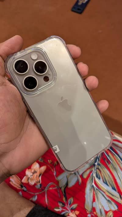 Apple iPhone 15 Pro