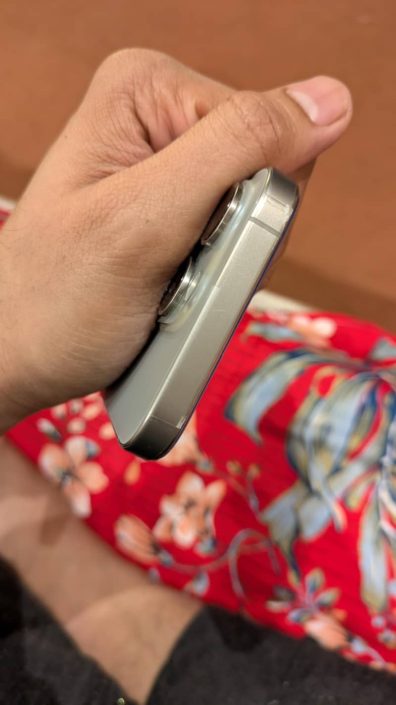 Apple iPhone 15 Pro 5