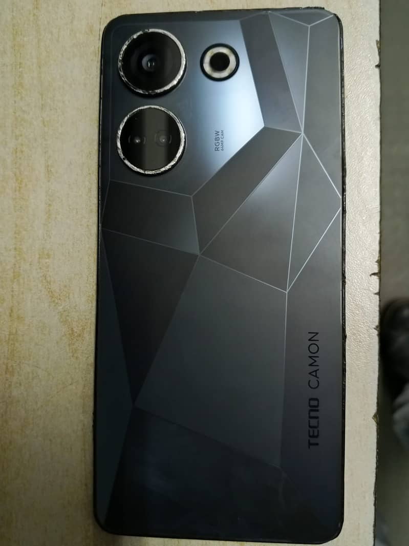 Tecno CAMON 20 3