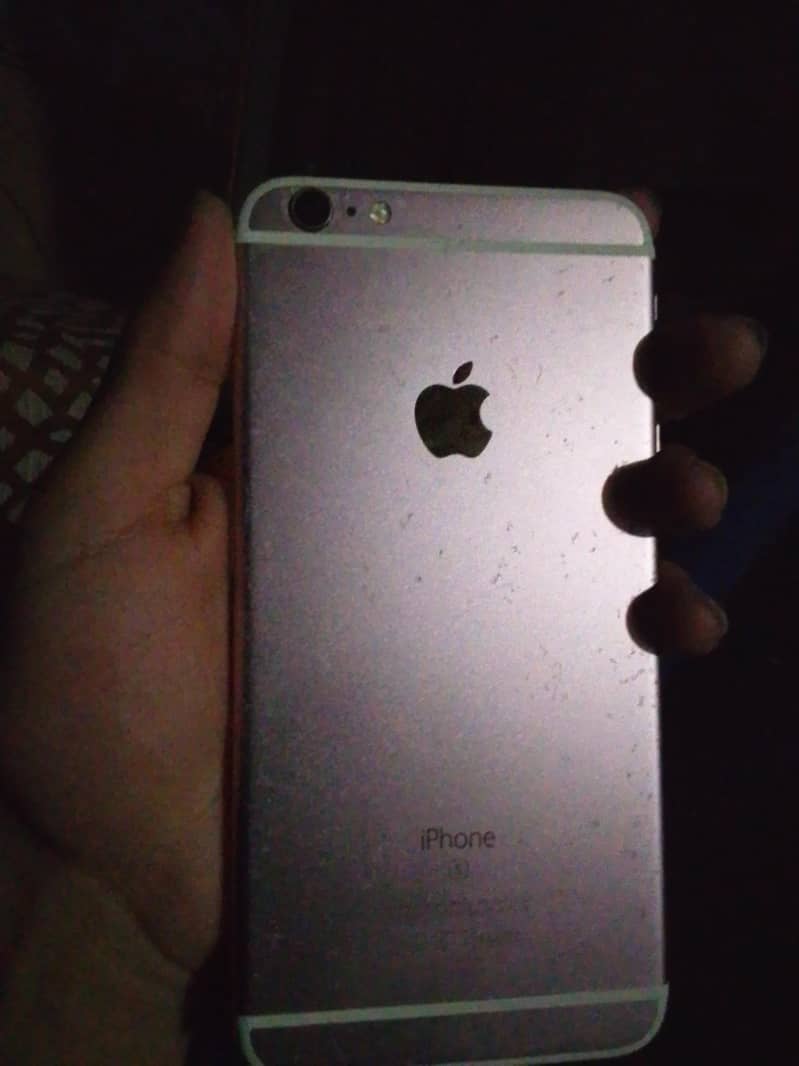 Apple iPhone 6S Plus 2