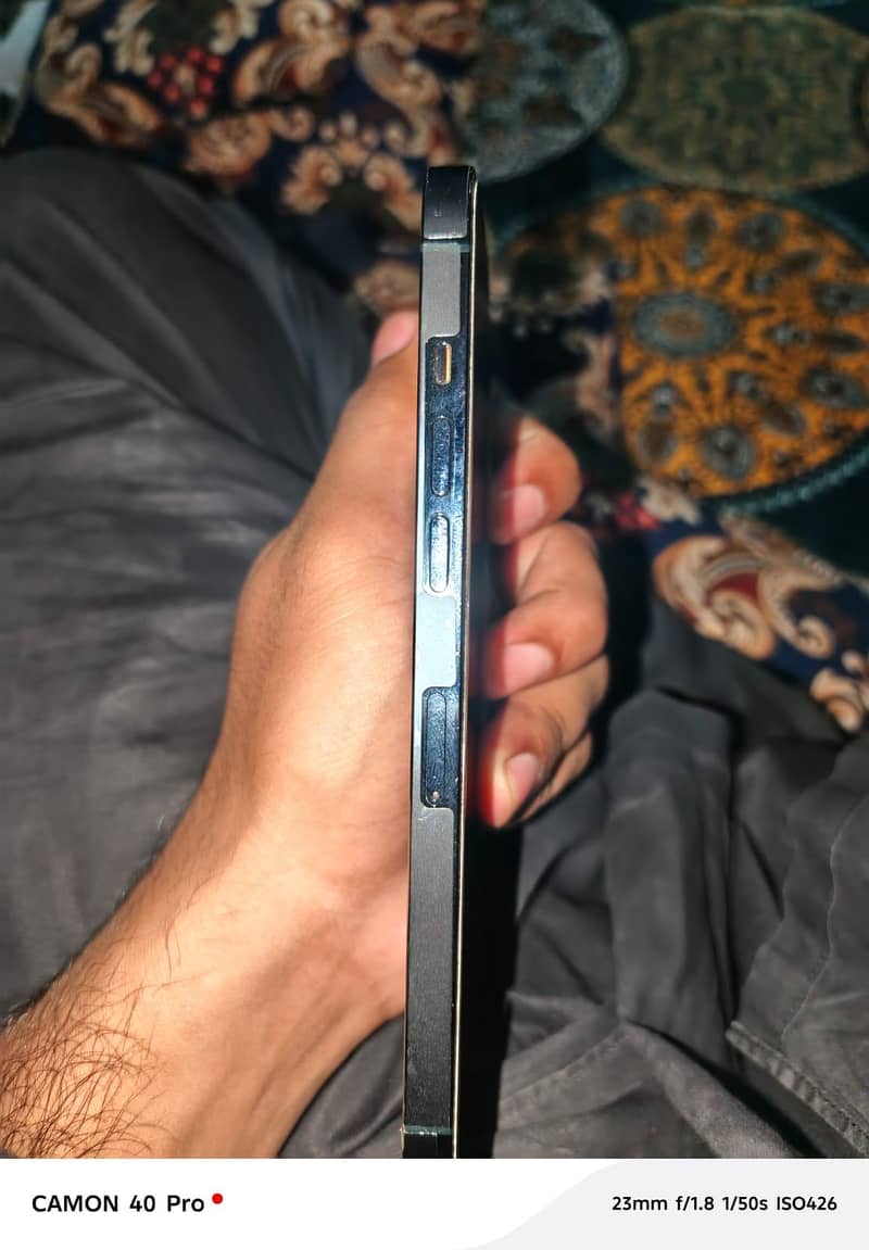 iphone 12 pro max 1