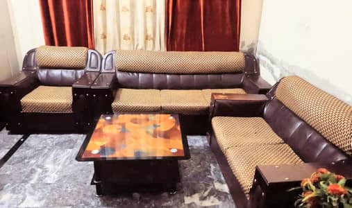 Sofa for sale in Lahore