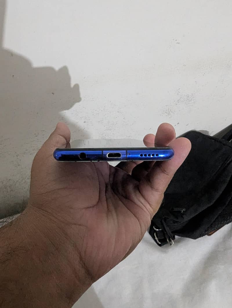 Huawei Nova 3i 4