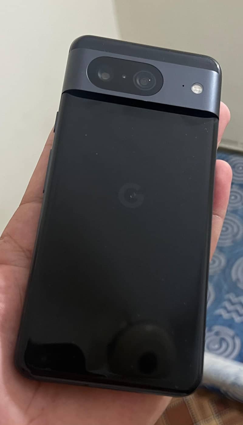 Google Pixel 8 1