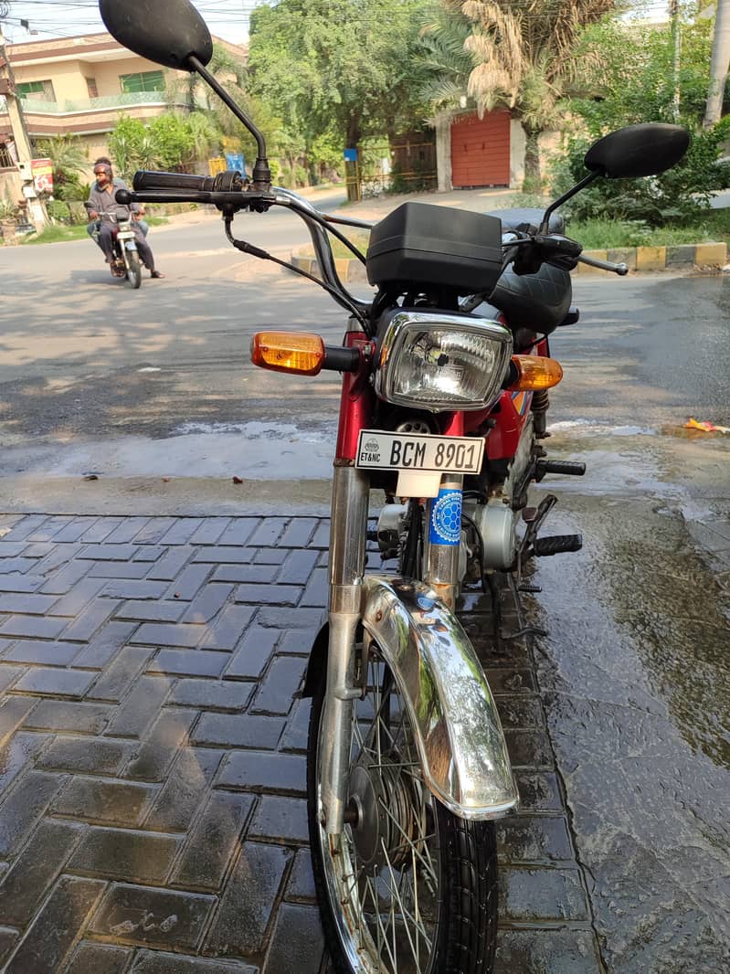 WELL MAINTAINED US 70 4