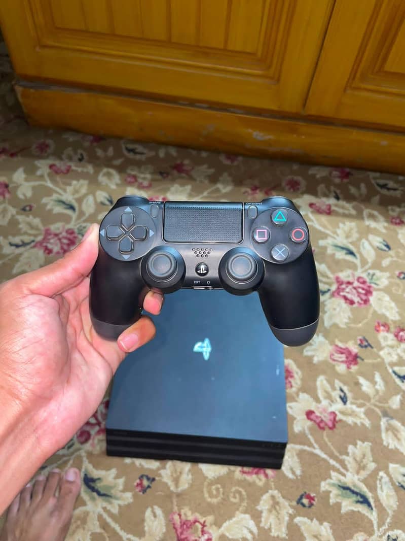 PS4 PRO 1