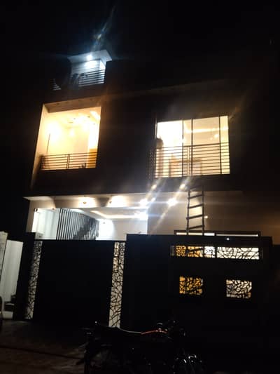 5mrla new kothi uper porshan dream garden for rent Purana shujabad road