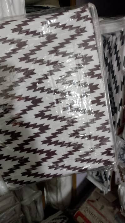 water proof mattress covers coloured