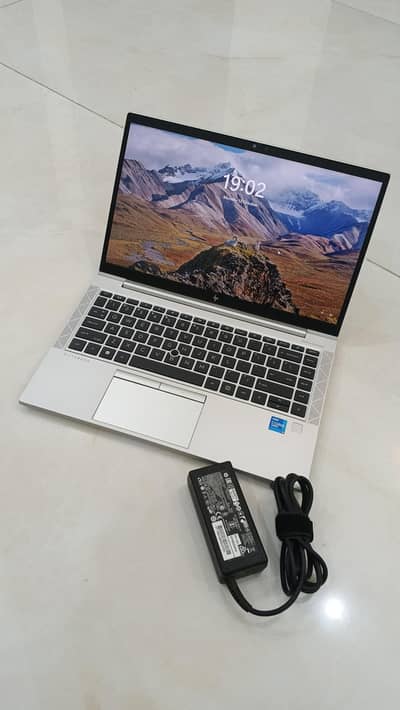 HP EliteBook 840 G8 – 11th Gen | Core i5 | 16GB | 256GB SSD