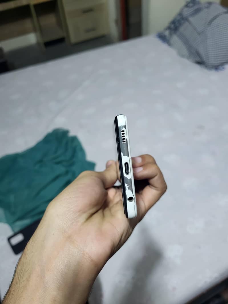 30000 4