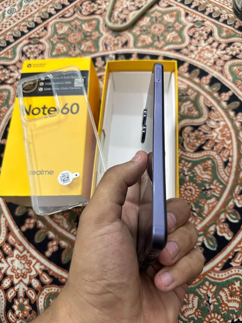 Realme Note 60 1
