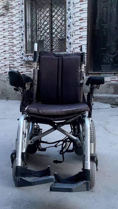 Electric wheel chair