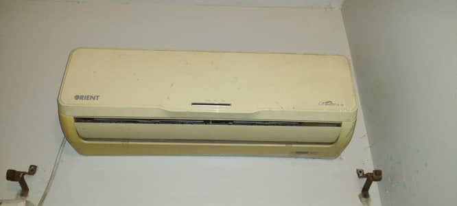 Orient 1 Ton AC For Sale