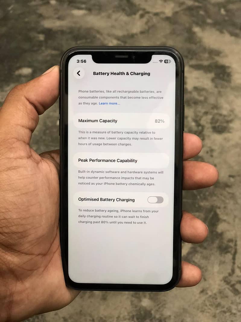 Apple iPhone 11 3