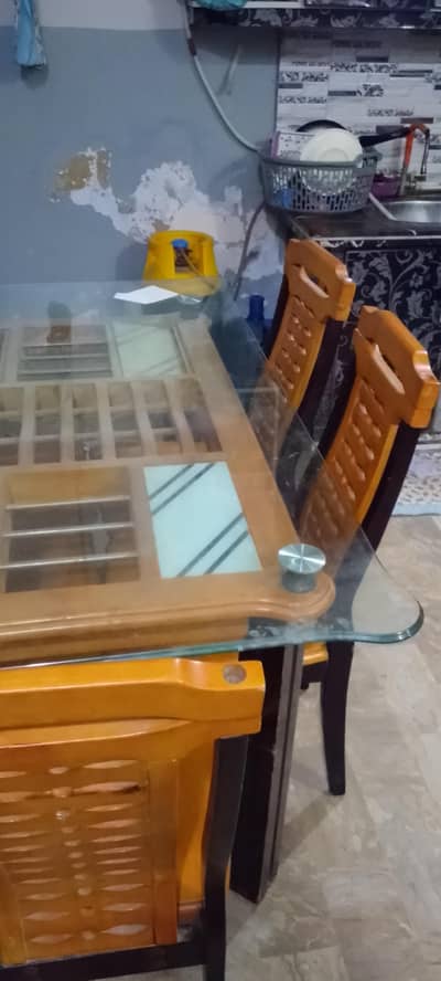 A One Condition Itna use bhi nahi huwi 6 Chairs