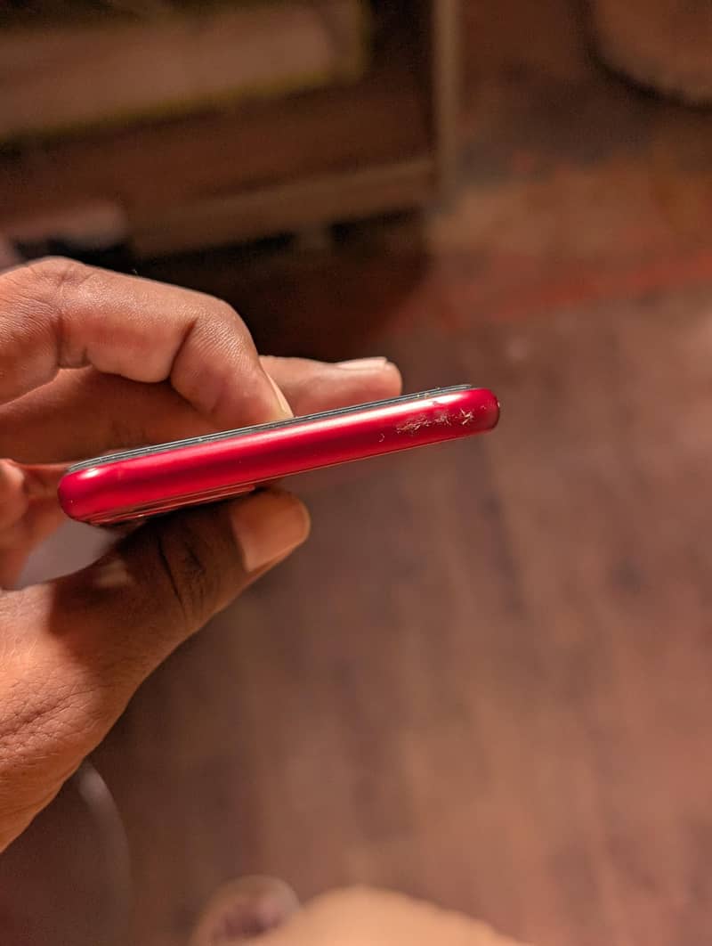 Apple iPhone 11 7
