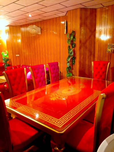 LUXURY DINING TABLE