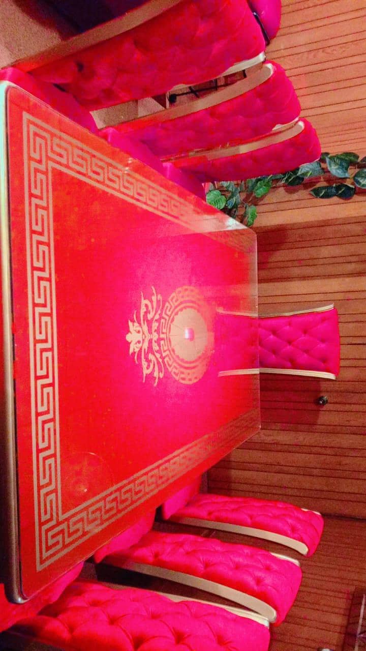 LUXURY DINING TABLE 2