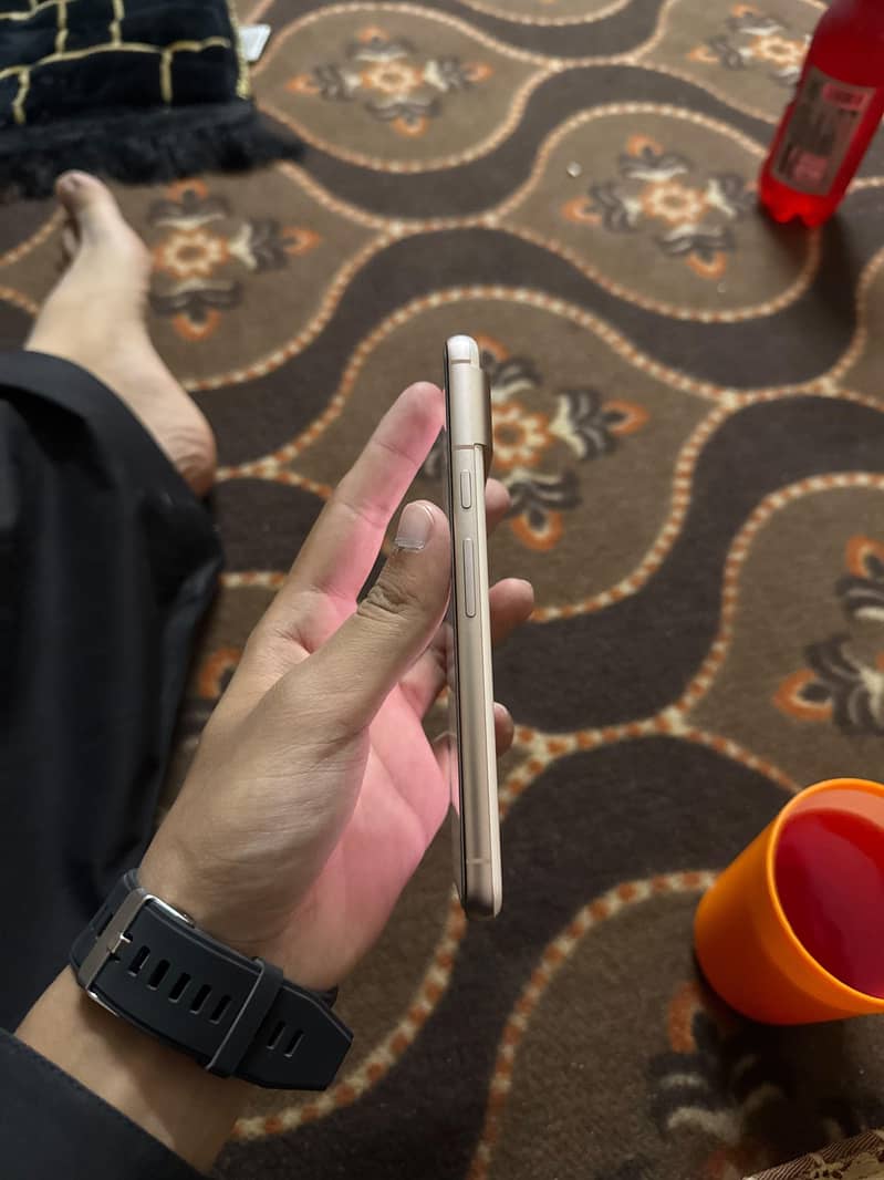 Google Pixel 8 2