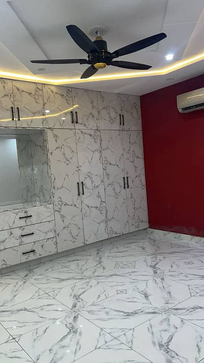 Office available for rent
